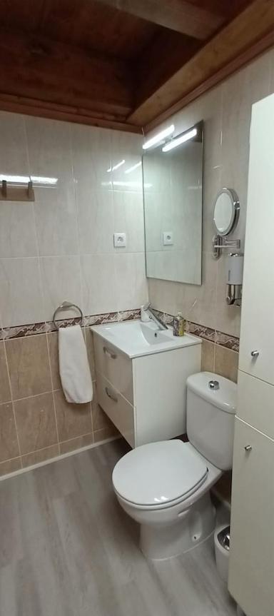 Apartament El Atico Nuevo En El Centro Con Ascensor, Garaje, Aire Acondicionado Y Wifi Biescas  Zewnętrze zdjęcie